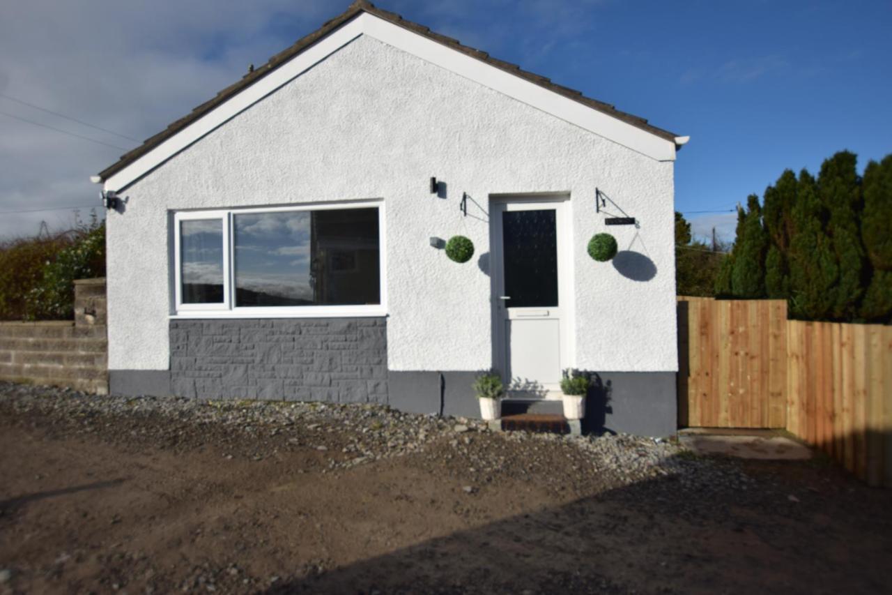 1 Bedroom Holiday Let In The Heart Of West Wales Carmarthen Exterior foto
